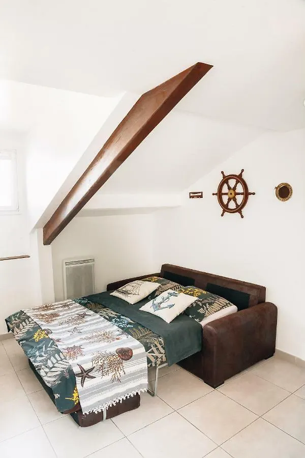 Adorable Apartment In Nice Downtown